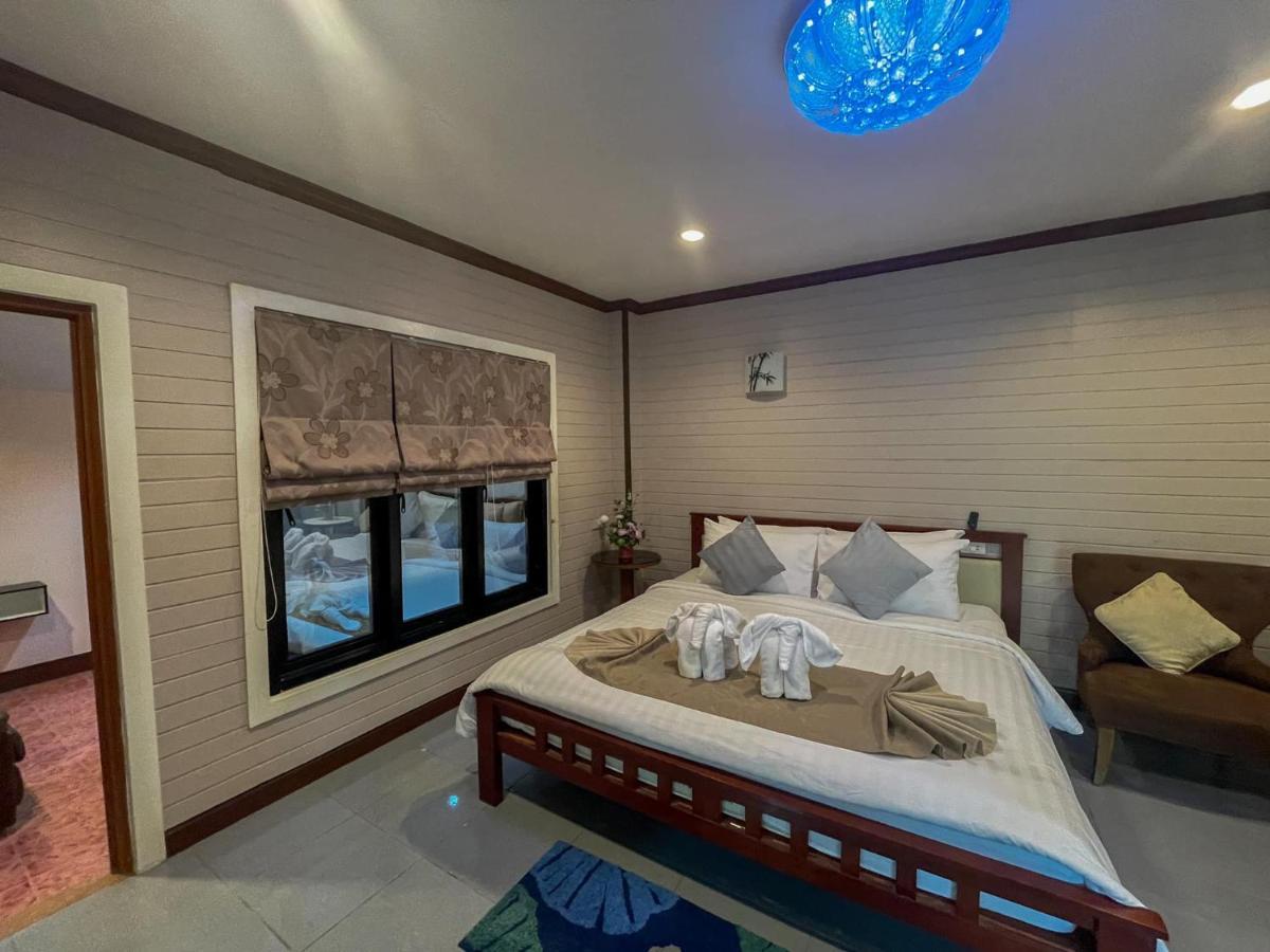 Jb Grand Resort Nakhon Si Thammarat Luaran gambar